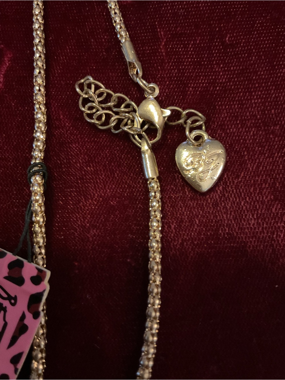 NEW Betsey Johnson Gold-Tone Chain Cat Necklace with Pink Leopard Tag - Picture 6 of 7